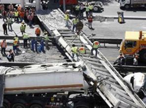 Üst geçit faciasının faturası