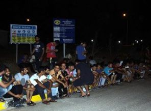 Öğrencilerden yurt eylemi