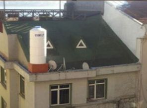 Su deposu kılıflı baz istasyonu kaldırıldı