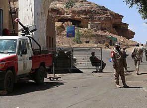 Husiler devlet televizyonunu teslim etti