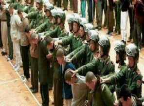 40 Uygur vurularak öldürüldü!