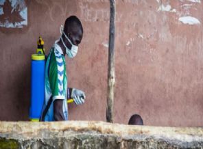 Ebola kurbanları 3 bin kişiye yaklaştı