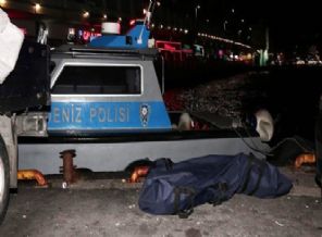 Galata Köprüsü'nün altından kadın cesedi çıktı