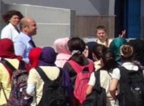 Milletvekilinden skandal başörtüsü açıklaması