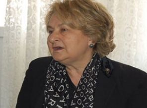 Canlı yayında 'kim paralel' kavgası! (Video)