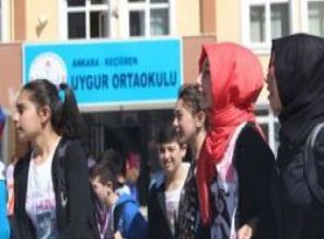 Eğitimde Başörtüsü serbestisine büyük destek