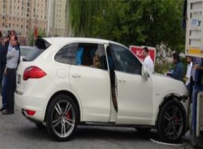 Gençlere lüks cipte infaz