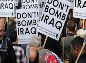 İngiltere'de Irak operasyonuna tepki