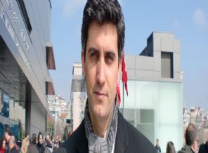 Memet Ali Alabora İngiliz vatandaşı oldu