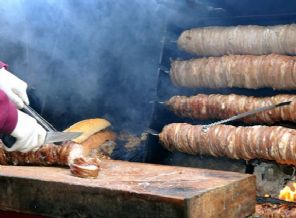 Ankara'da kokoreç operasyonu