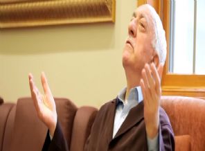 F. Gülen: Keşke anam beni doğurmasaydı!