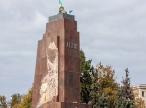 O heykel yeniden yapılacak