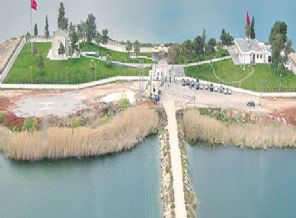 Süleyman Şah Türbesi'ndeki askerler rehin alındı mı?