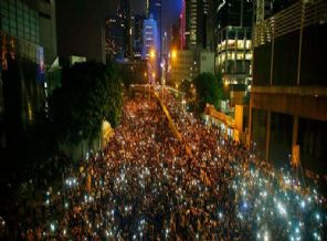 Hong Kong yönetimine ültimatom