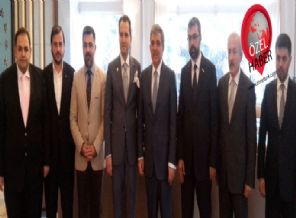 Erbakan Vakfı'ndan Abdullah Gül'e ziyaret