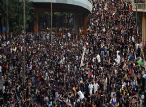 İngiltere'den Çin'e: Hong Kong için acil toplanalım