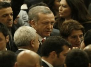 Askerler resepsiyonda neden yoktu?