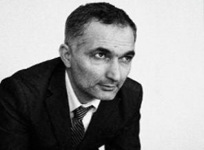 'Henüz öyle aydınlar sahneye çıkmış değil'