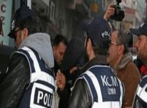 'Paralel Yapı' soruşturmasında 7 polis tutuklandı