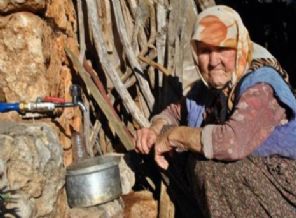 66 yıl sonra evinde bir ilk yaşadı