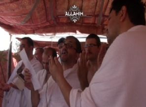 Zaman Gazetesi: 'Arafat'ta beddua ettirdi! haberi yalandır