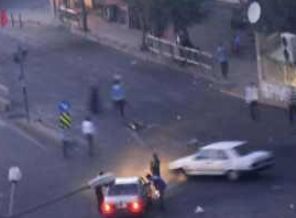 Nöbet tutan polislere ateş açıldı:1 yaralı!