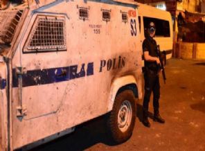 Adana'da şafak operasyonu