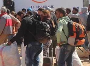 Türkiye'den Kobani'ye 634 araçlık yardım