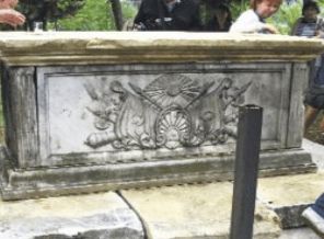 Osmanlı paşasının kemikleri yol kenarına atıldı