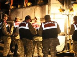 Erdoğan için gelen polisler kaza yaptı