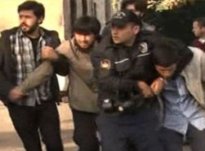 Üniversitede satırlı IŞİD kavgası