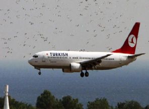 Erzurum'da yolcu uçağı pistten çıktı