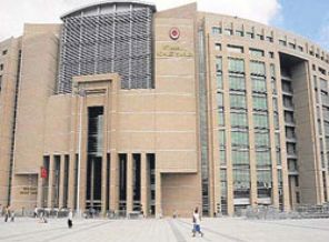 İstanbul Adliye Sarayı'nda işlemler durdu