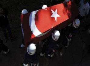 Acı haber: Nöbet sırasında yıldırım isabet etti