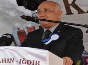 Cemil Çiçekten siyasilere ‘Hödük’ göndermesi