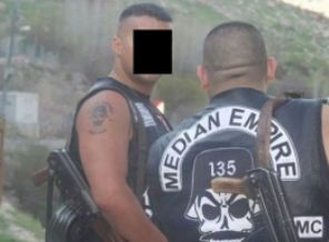 Rock grubu YPG saflarında!