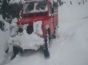 Yaylada mahsur kalan iki kişi kurtarıldı