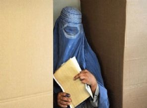 Avustralya Parlamentosu'nda burka yasağı kaldırıldı