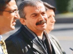 Kandil'den sürece destek