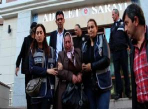 Genç kızın katili olarak öz annesi tutuklandı