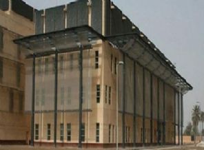 ABD Bağdat Büyükelçiliği'ne 6 havan topu düştü!