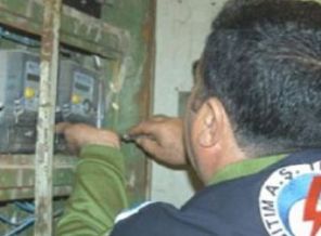 Diyarbakır'da 10 DEDAŞ personeli kaçırıldı