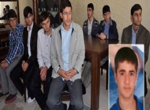 Yasin Börü okul arkadaşları tarafından anıldı