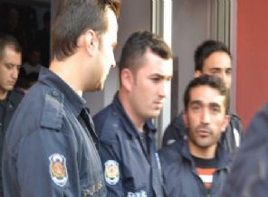 7 kişi savcıya hakaretten tutuklandı