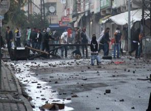 Eylemcilere 'e-kelepçe'