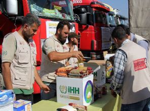 İHH'dan Suriye'ye dev yardım