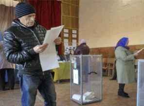 Ukrayna'da halk sandık başında
