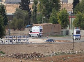 Yaralılar Kobani'den Türkiye'ye taşınıyor