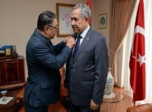 Arınç'a Moğolistan'dan madalya