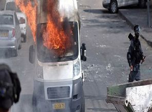 Kudüs sokaklarında 'İntifada' sesleri